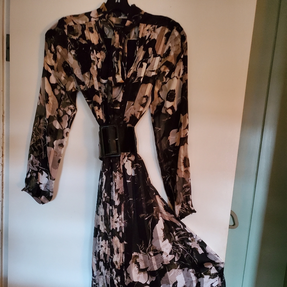 Banana Republic Bow Tie Neck Dress